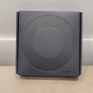 Loop Experience 2 Black Ear Plugs – Stylish Certified Hearing (New)